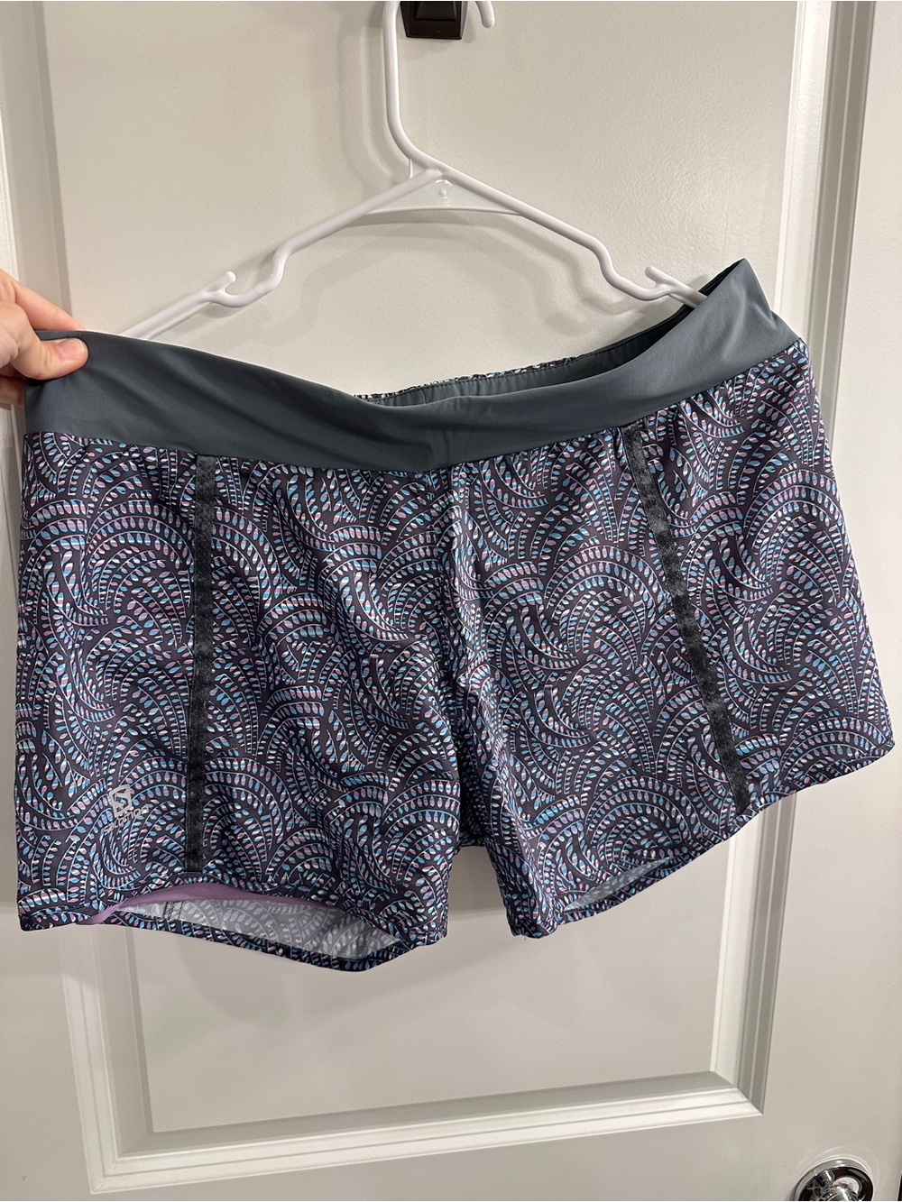 Salomon Women's Patterned Athletic Shorts in Gray with purple/blue accents - L